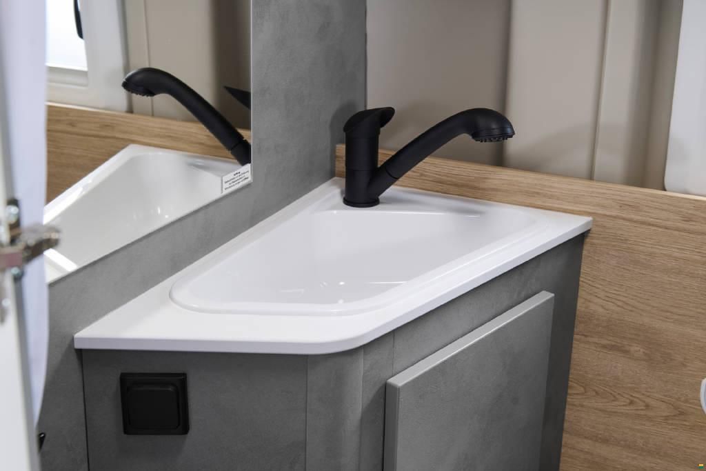 Crosscamp 5.4 DF 3.5t 2.2BlueHDi 140