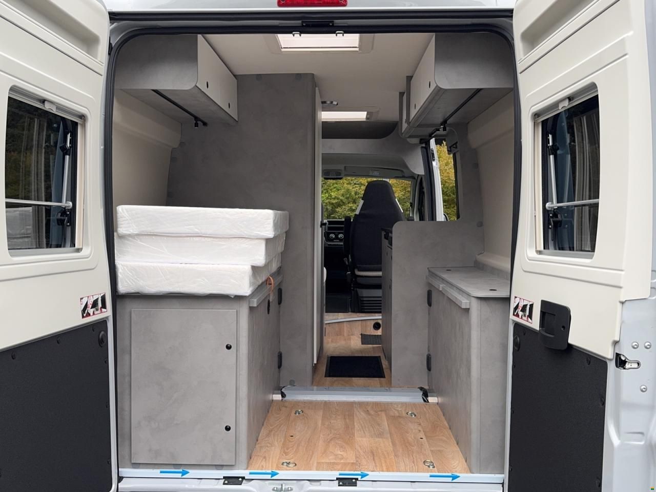 Crosscamp 5.4 DF 3.5t 2.2BlueHDi 140