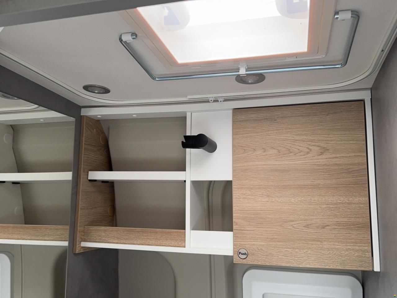 Crosscamp 5.4 DF 3.5t 2.2BlueHDi 140