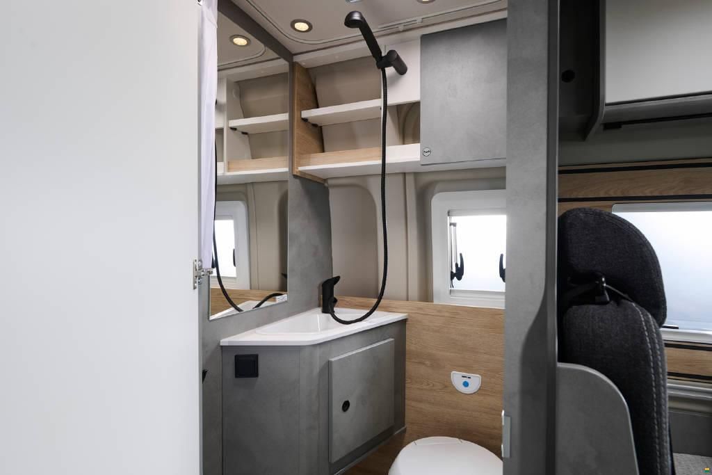 Crosscamp 5.4 DF 3.5t 2.2BlueHDi 140