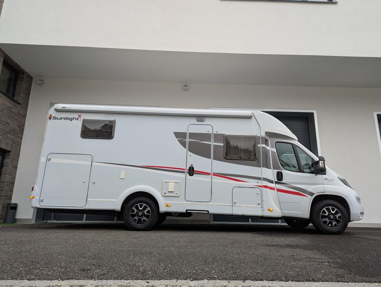 Sunlight T 67 mit Einzelbett, Automat!