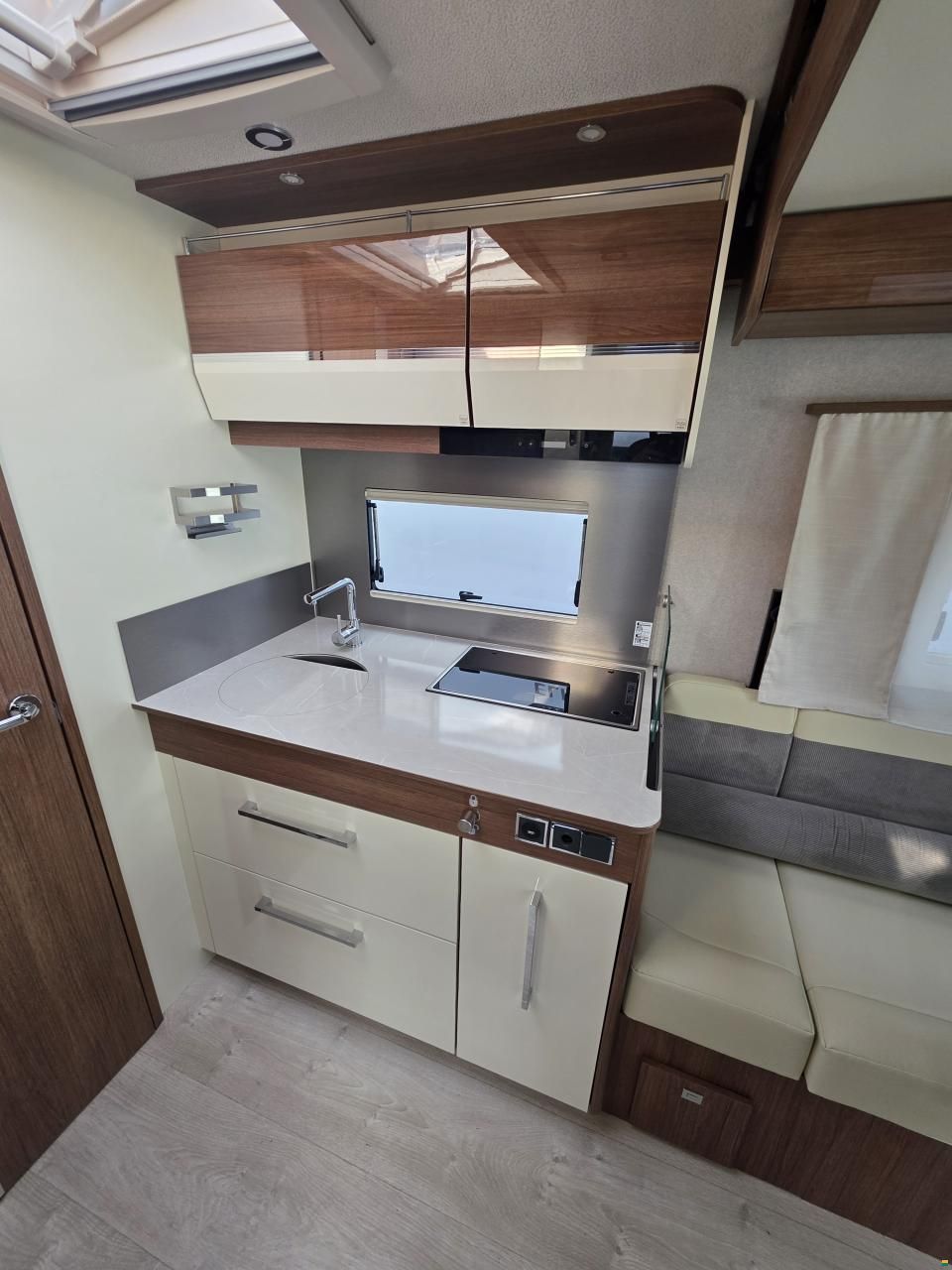 Fleurette Magister 67LO