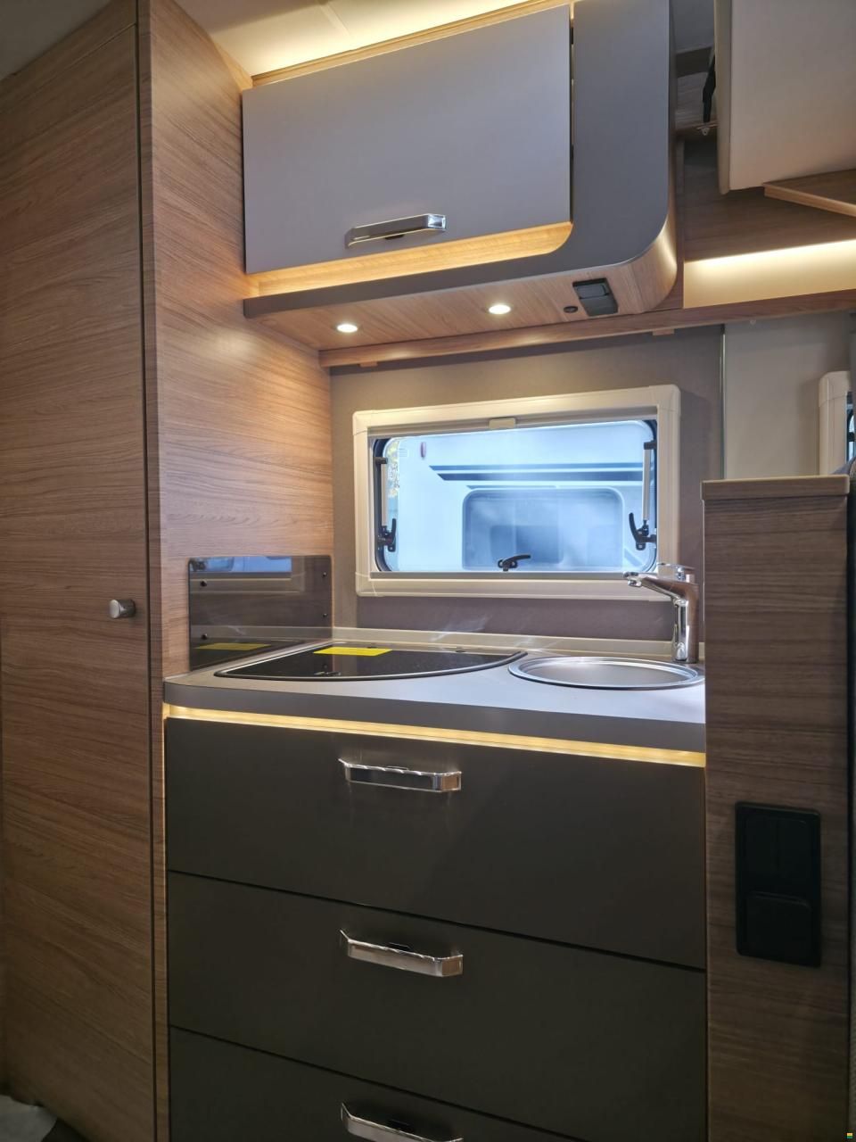 Weinsberg CaraSuite 650 MF