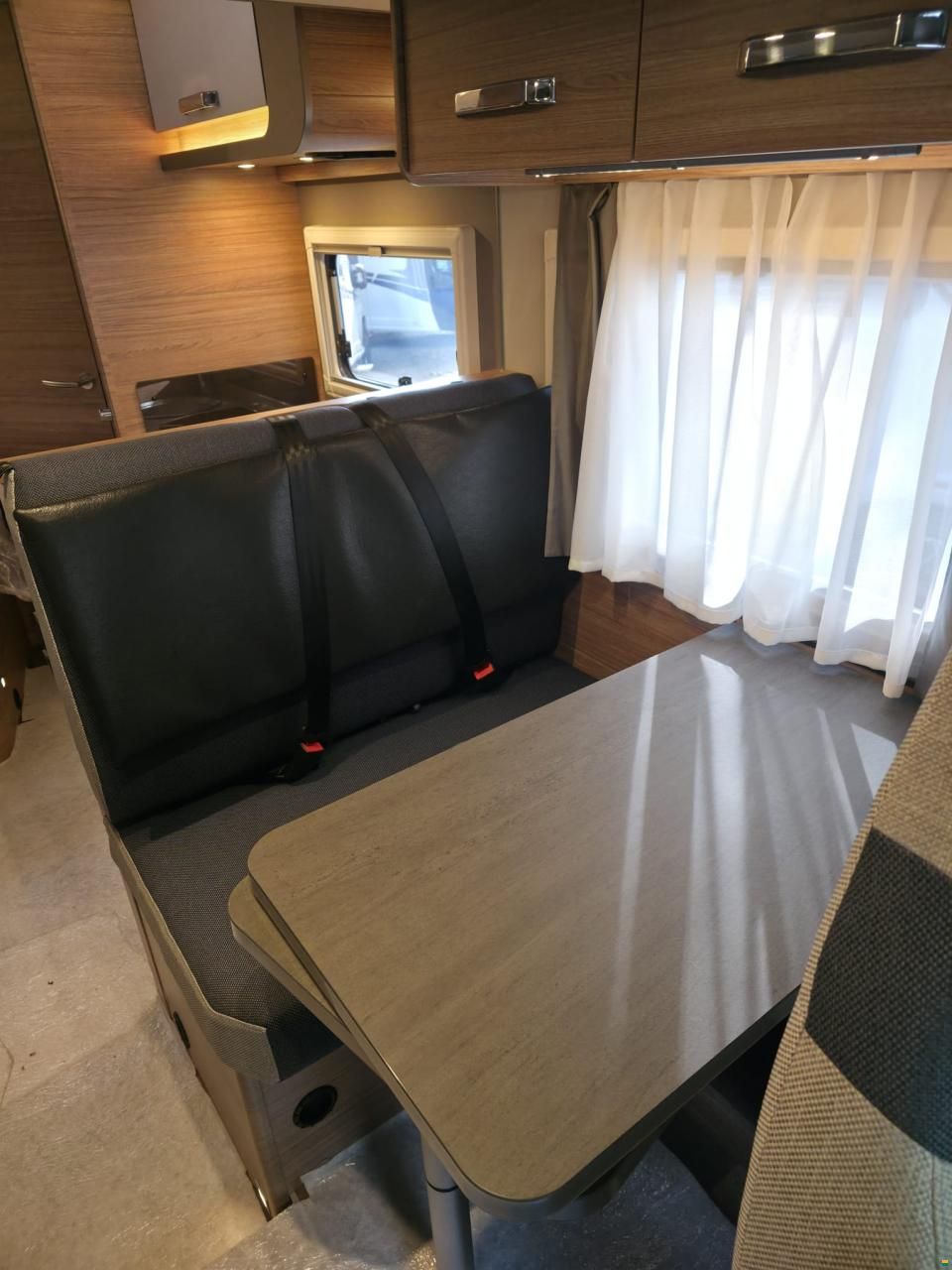 Weinsberg CaraSuite 650 MF