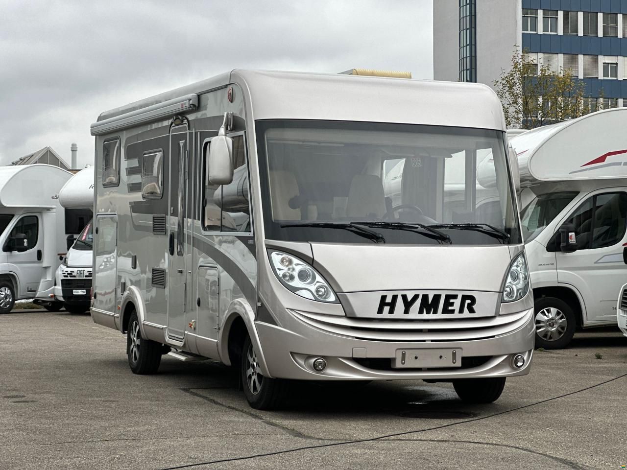 Hymer B514
