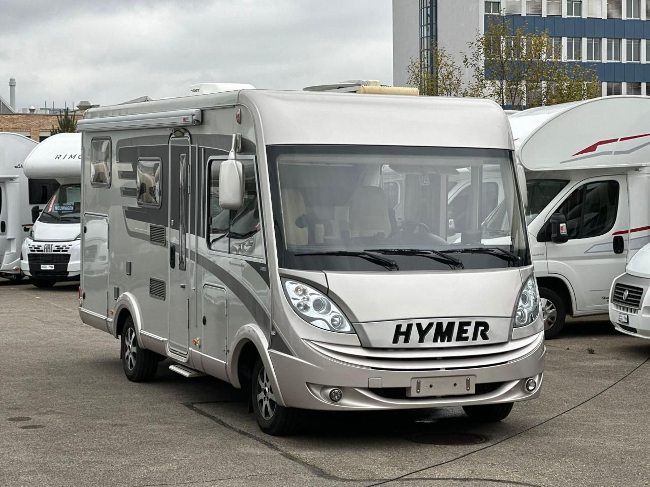 Hymer B514