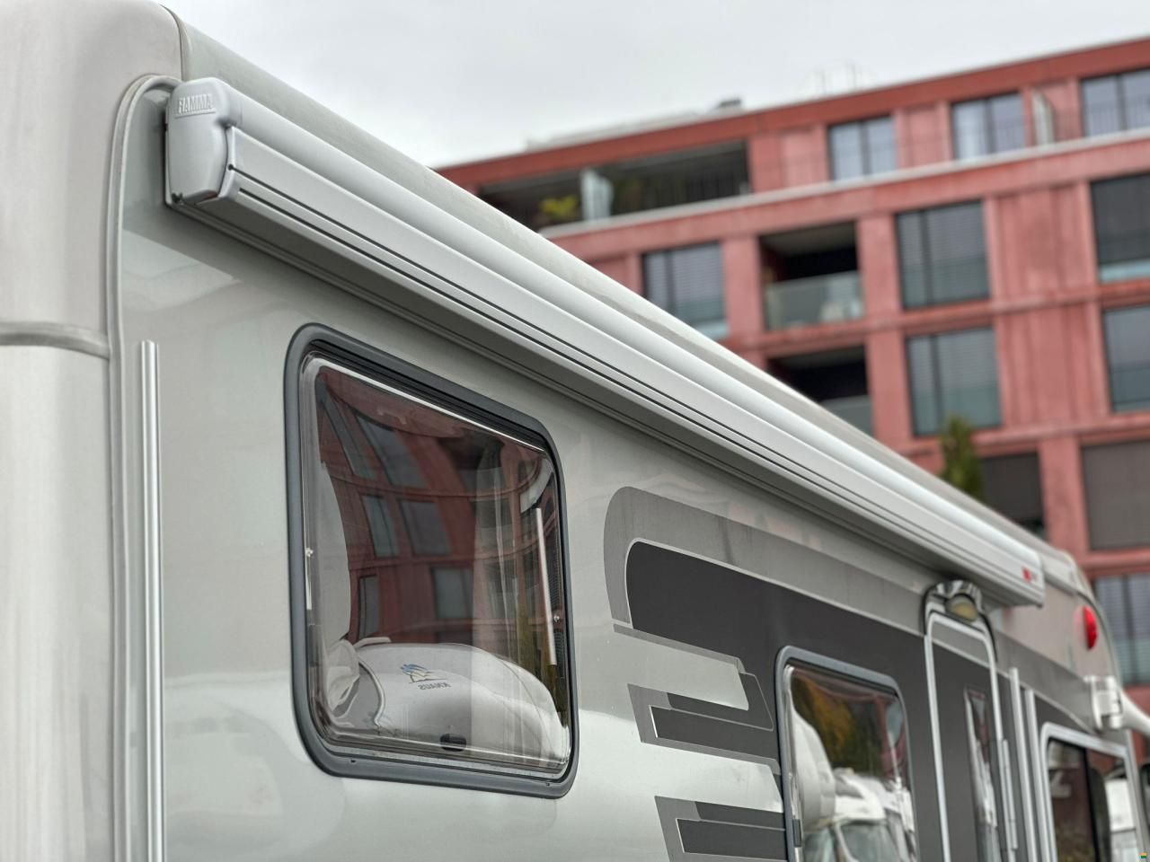 Hymer B514