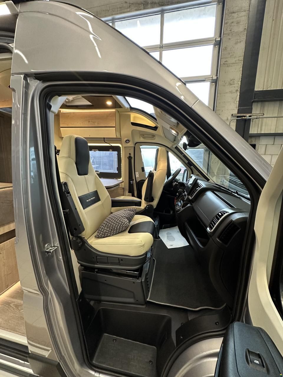 Fleurette Florium Blackpearl 59 LT