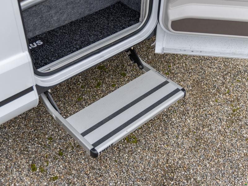 Knaus Live TI 590 MF Platinum Selection