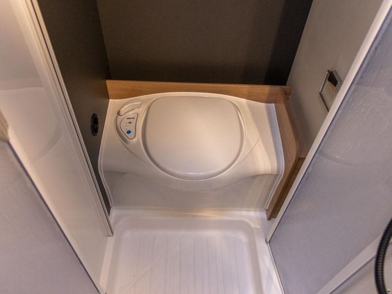 Knaus Live TI 590 MF Platinum Selection