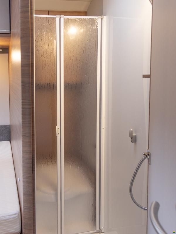 Knaus Live Wave 650 MF