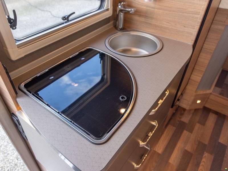 Weinsberg CaraCompact 640 MEG Suite Edition