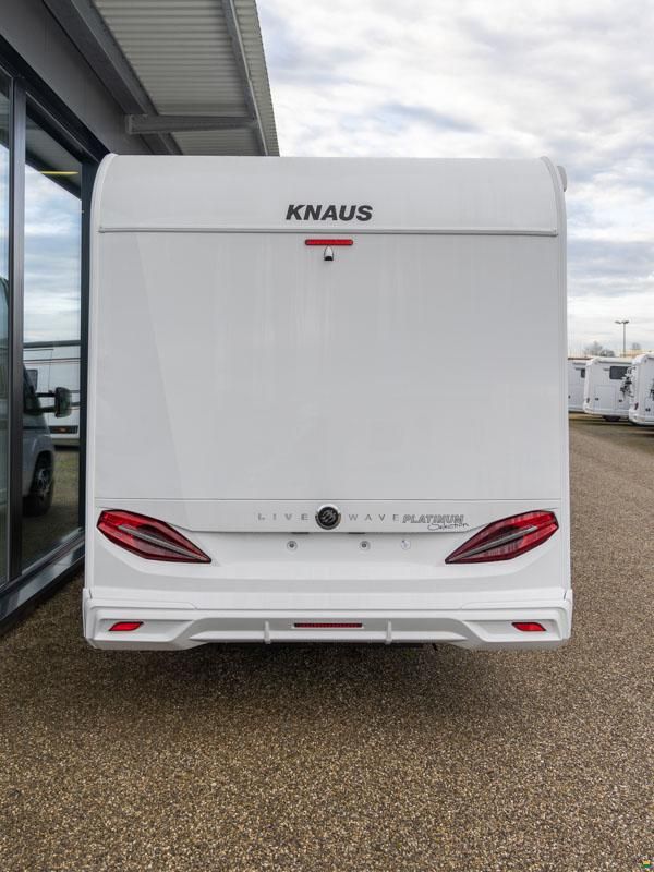 Knaus Live Wave 700 MEG Platinum Selection