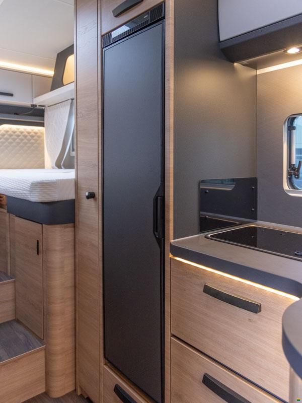 Knaus Live Wave 700 MEG Platinum Selection