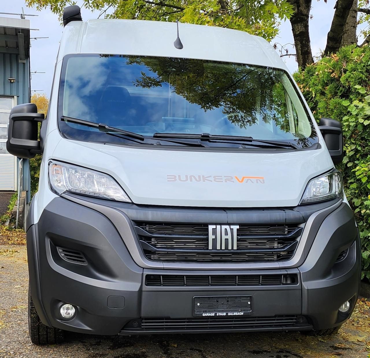 Bunkervan Memphis 599 180PS 9-Gang Aut.