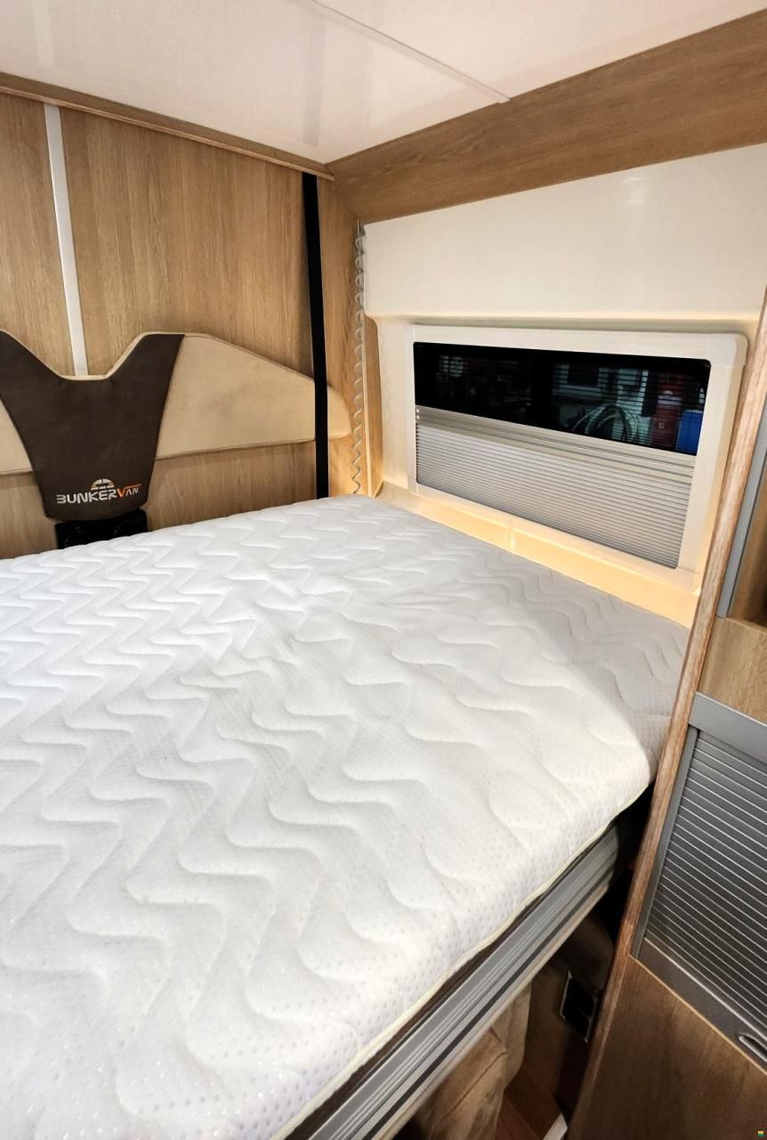 Bunkervan Memphis 599 180PS 9-Gang Aut.