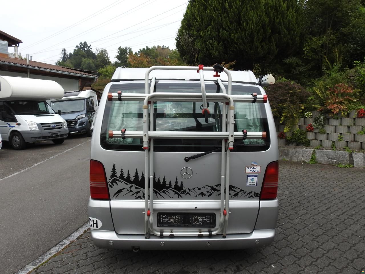 Mercedes Benz 220 CDI