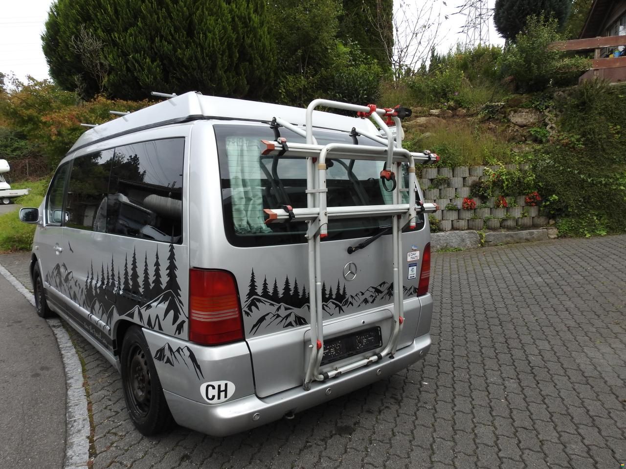 Mercedes Benz 220 CDI