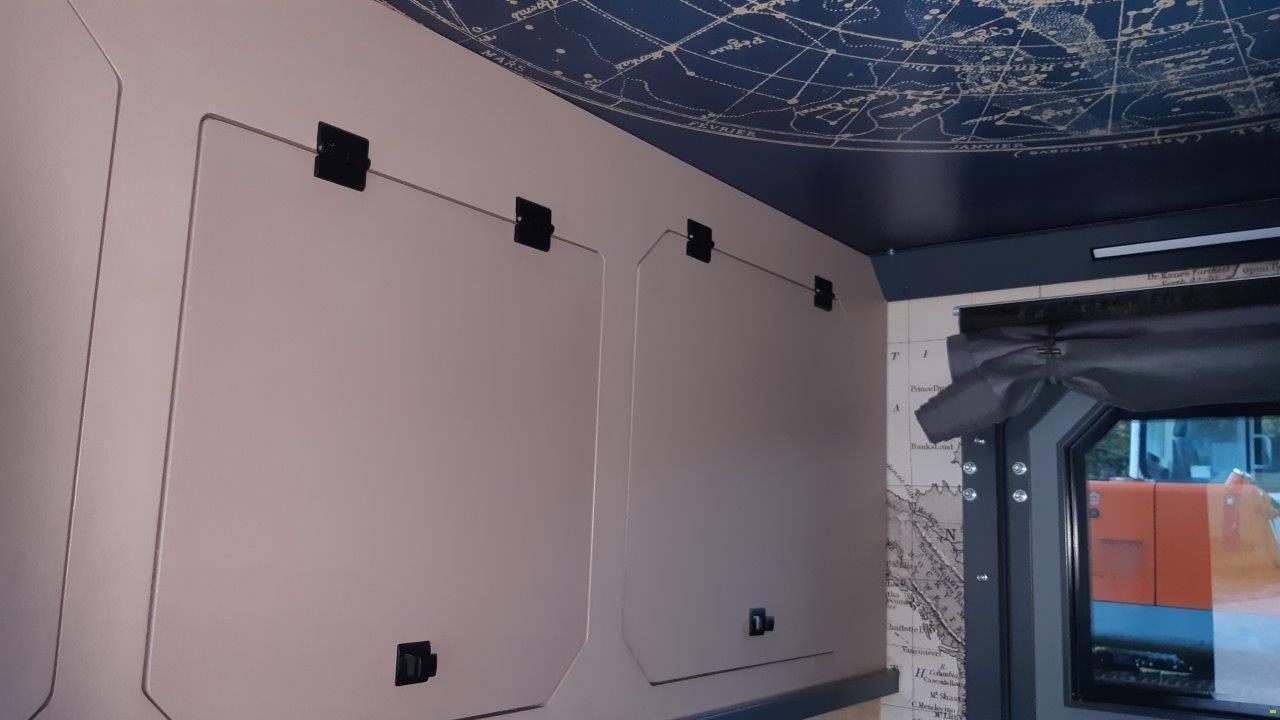 Iron Yak Off-Road mit Hartschaledachzelt