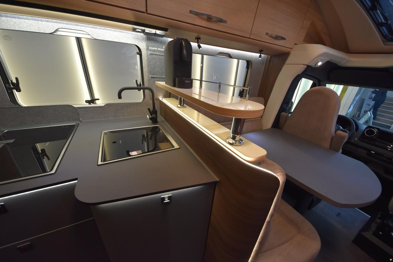 Eura Mobil Profila T 696 EB Comfort