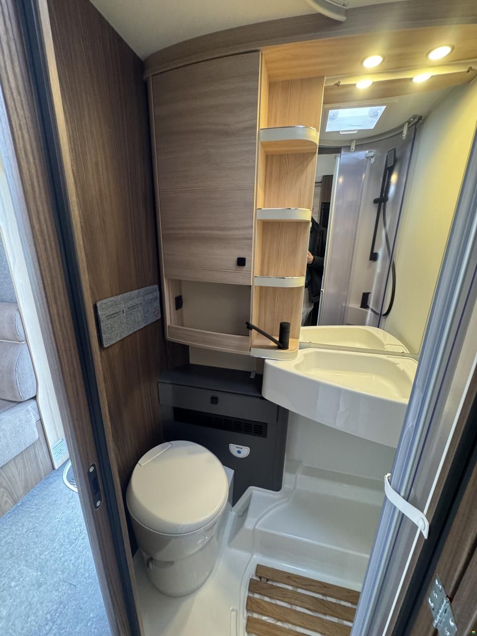 Eura Mobil Profila T 696 EB Comfort