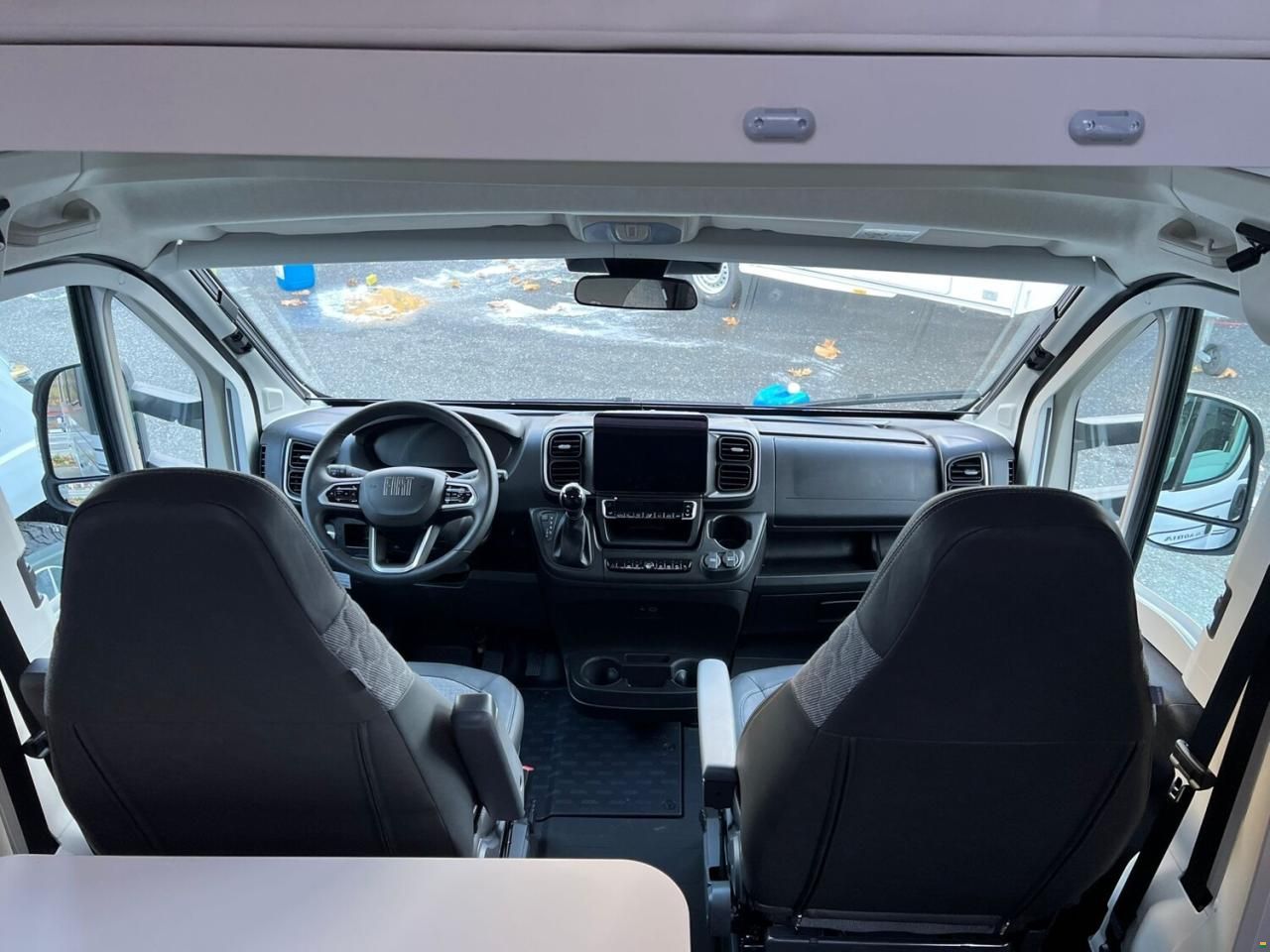 Adria Coral XL 660 SL F