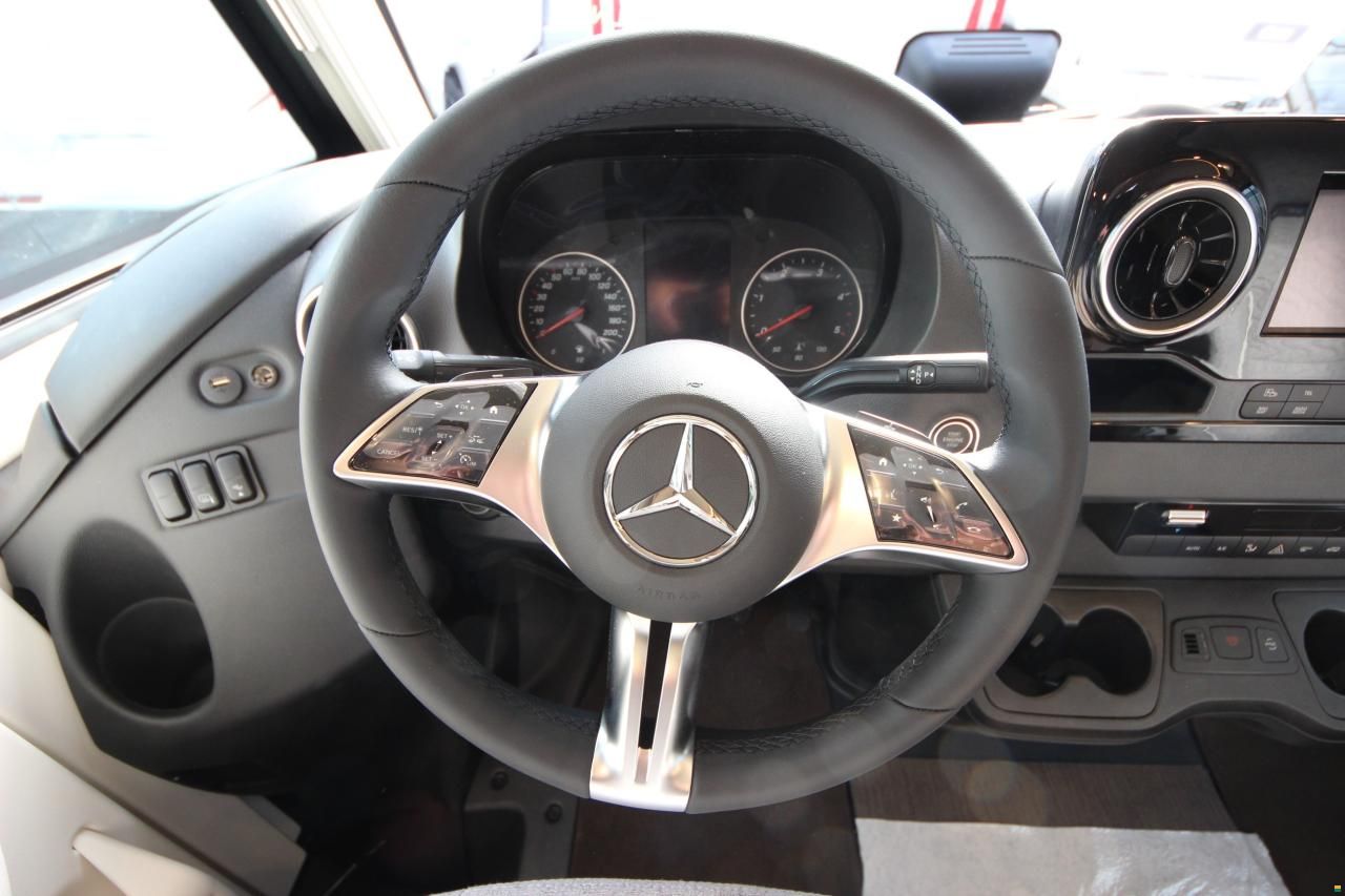 Carthago c2-tourer I 141 KB LE comfort MB