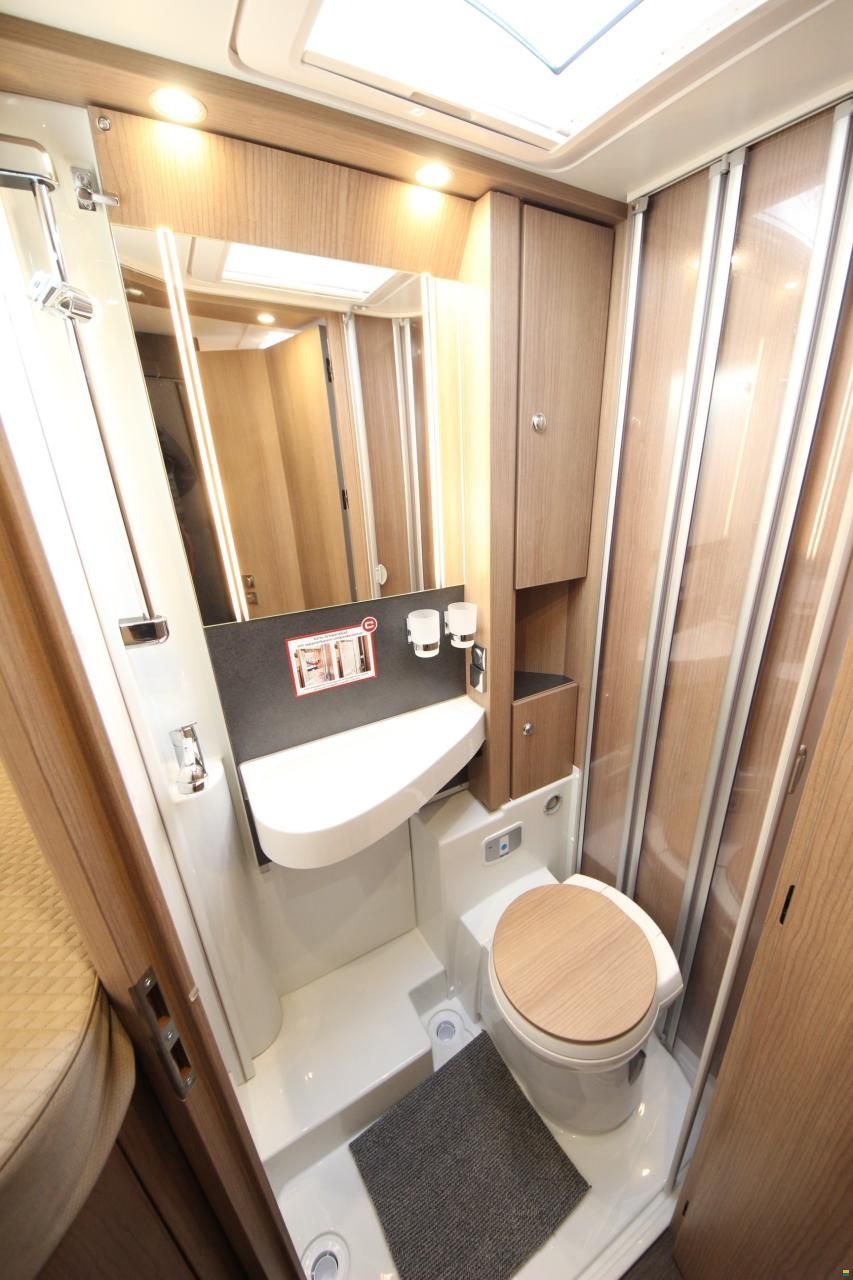 Carthago c2-tourer I 141 KB LE comfort MB