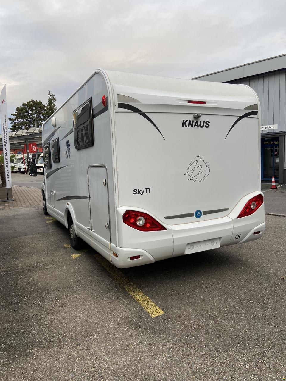 Knaus SKY Ti 700 MEG