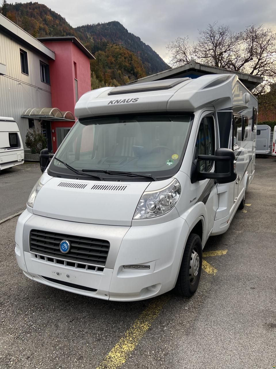 Knaus SKY Ti 700 MEG