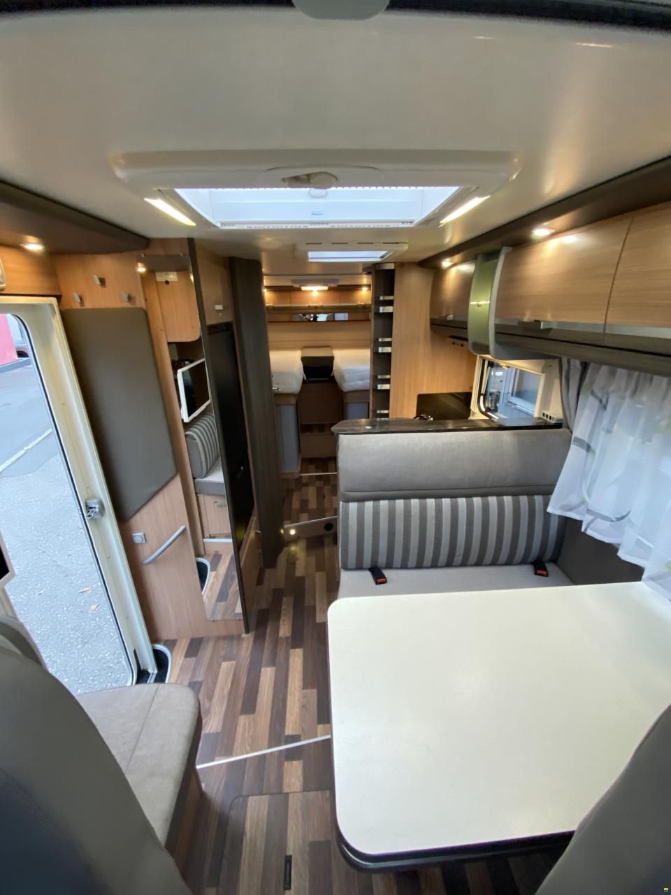 Knaus SKY Ti 700 MEG