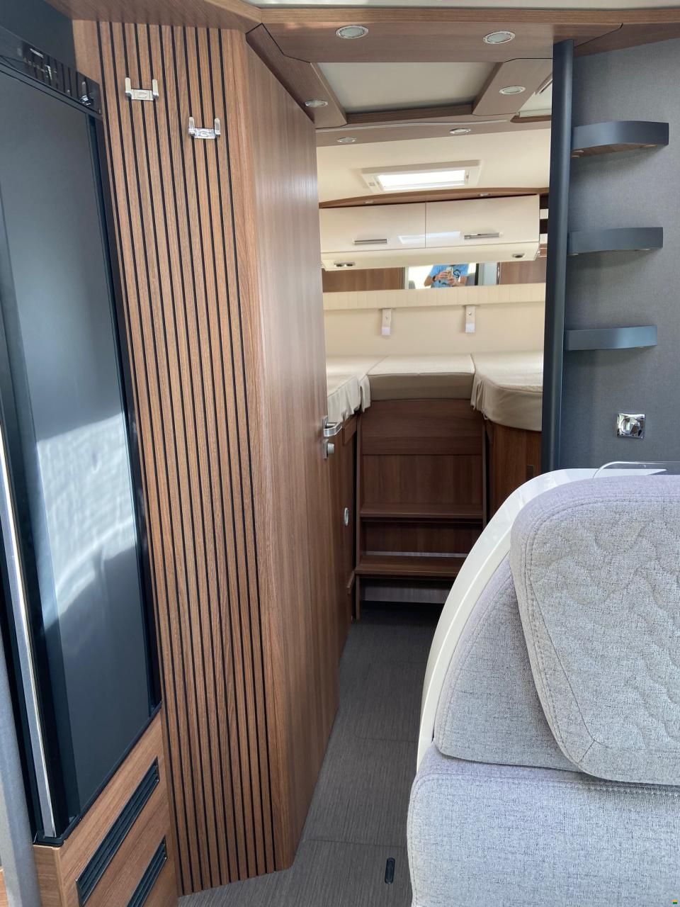 Carthago c-tourer I 145 RB LE superior