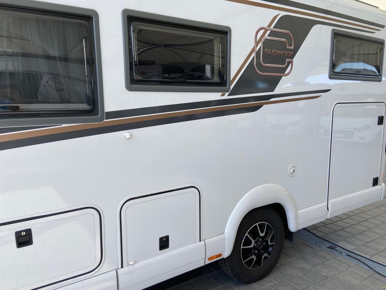 Carthago c-tourer I 145 RB LE superior