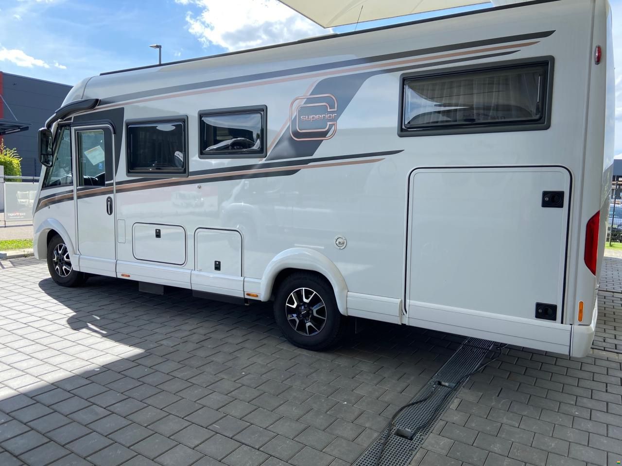 Carthago c-tourer I 145 RB LE superior