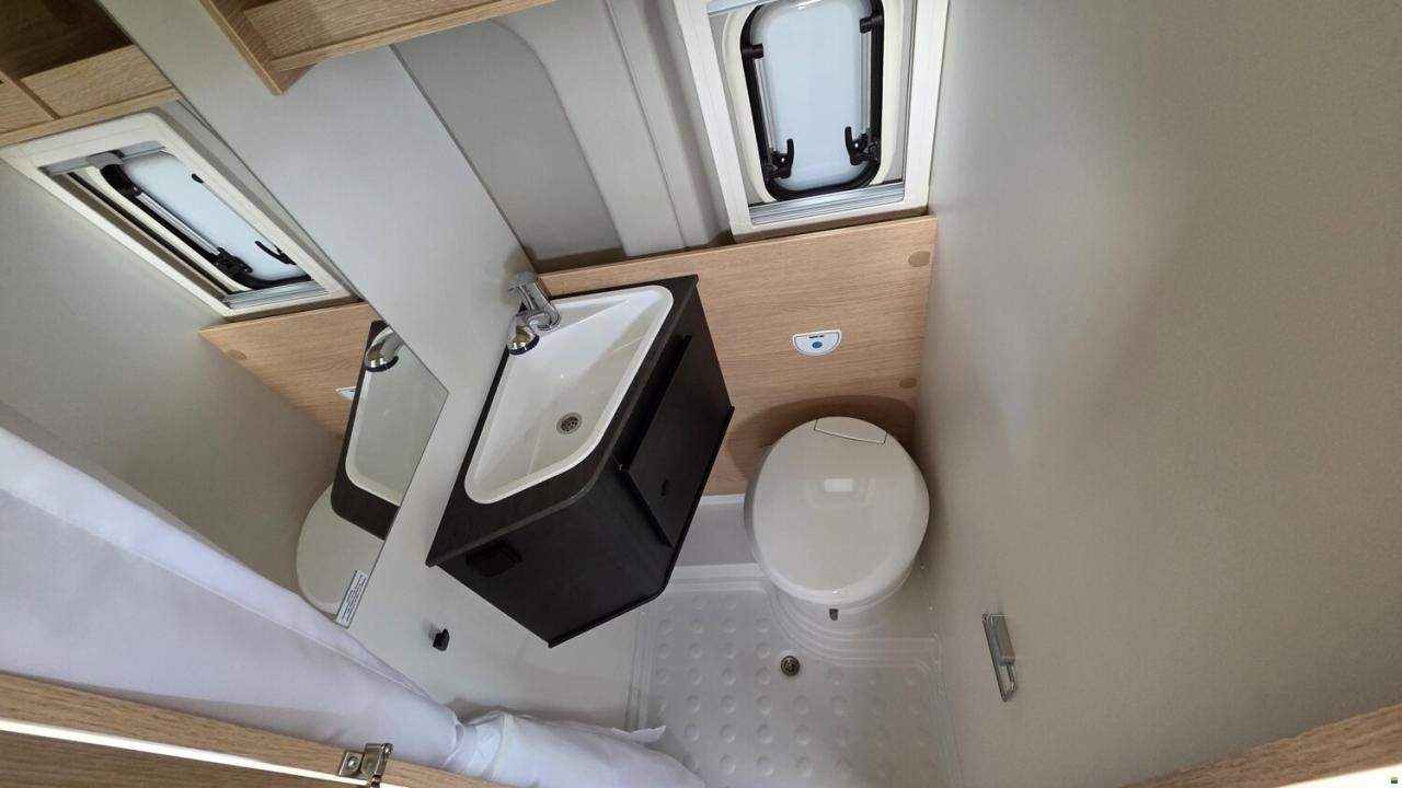 Sunlight Adventure Cliff 602