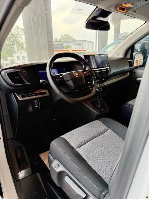 Pössl Vanster 180 EAT8