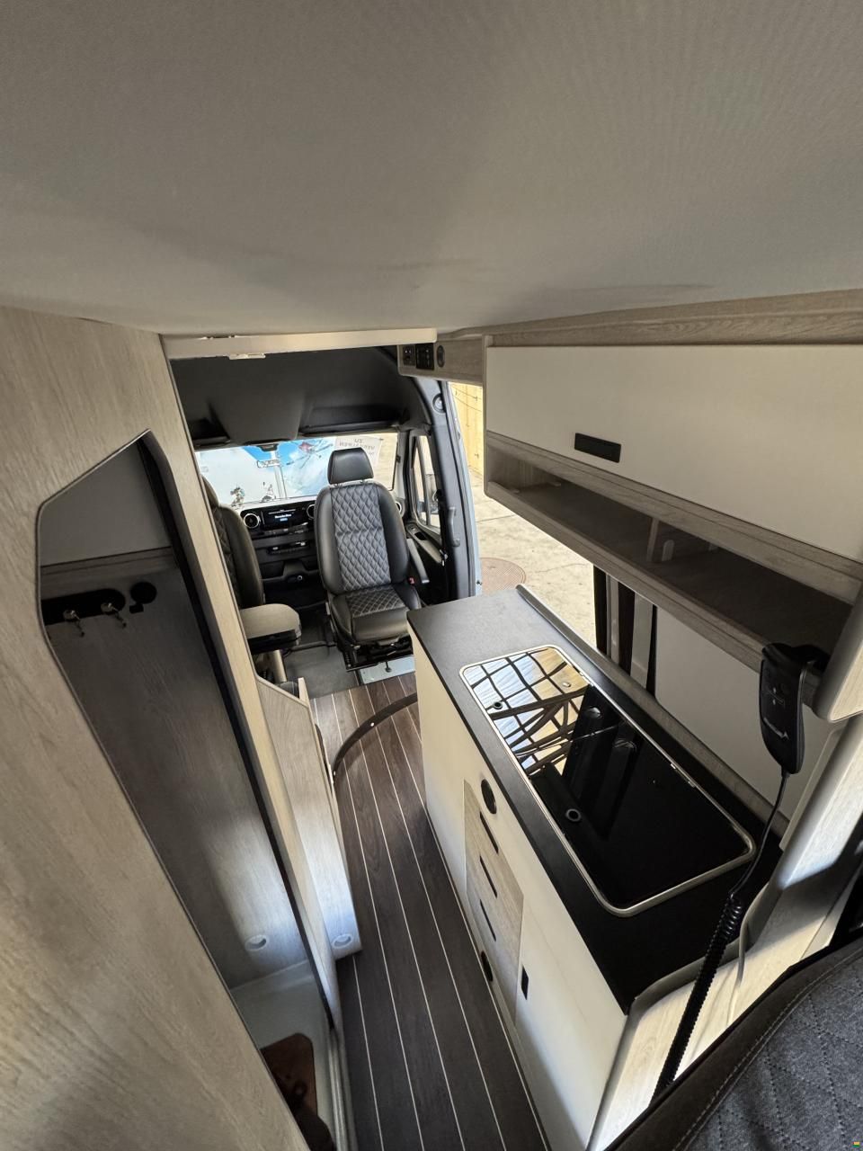 Mercedes Benz Sprinter