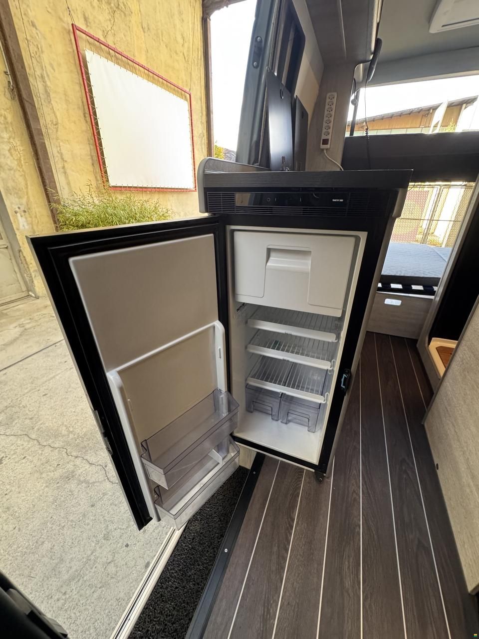 Mercedes Benz Sprinter