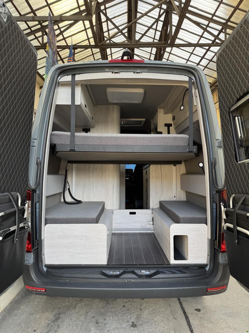 Mercedes Benz Sprinter