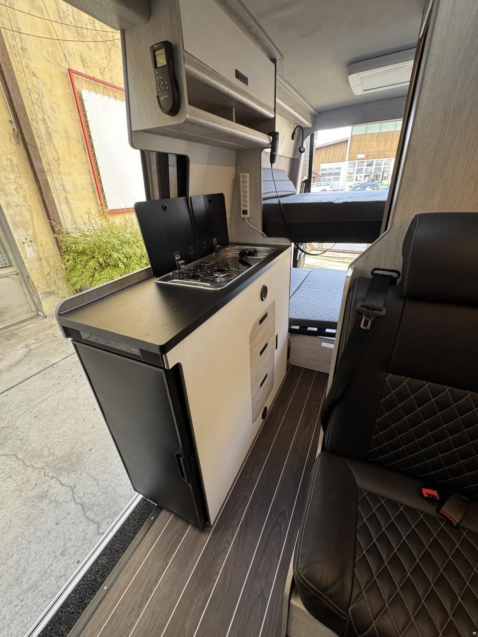 Mercedes Benz Sprinter