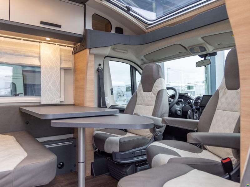 Knaus Live TI 650 MEG Platinum Selection