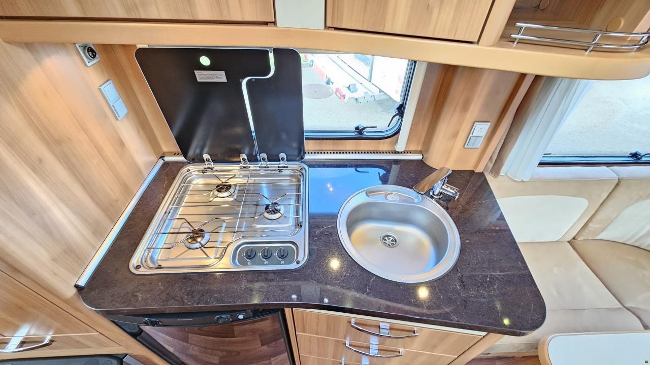 Hymer Nova 530