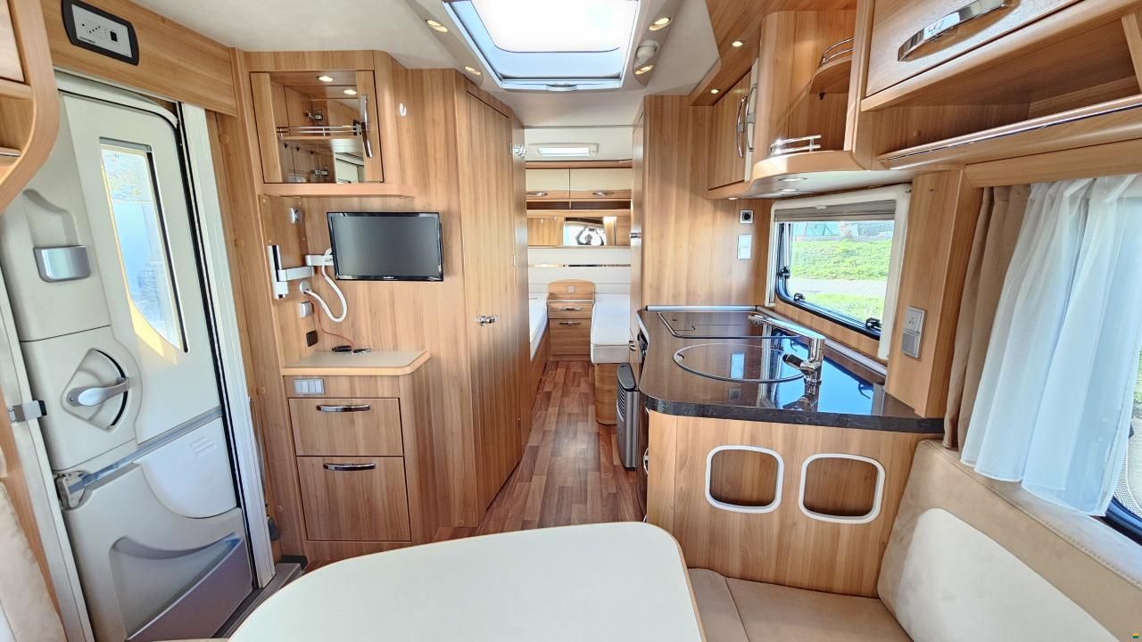 Hymer Nova 530
