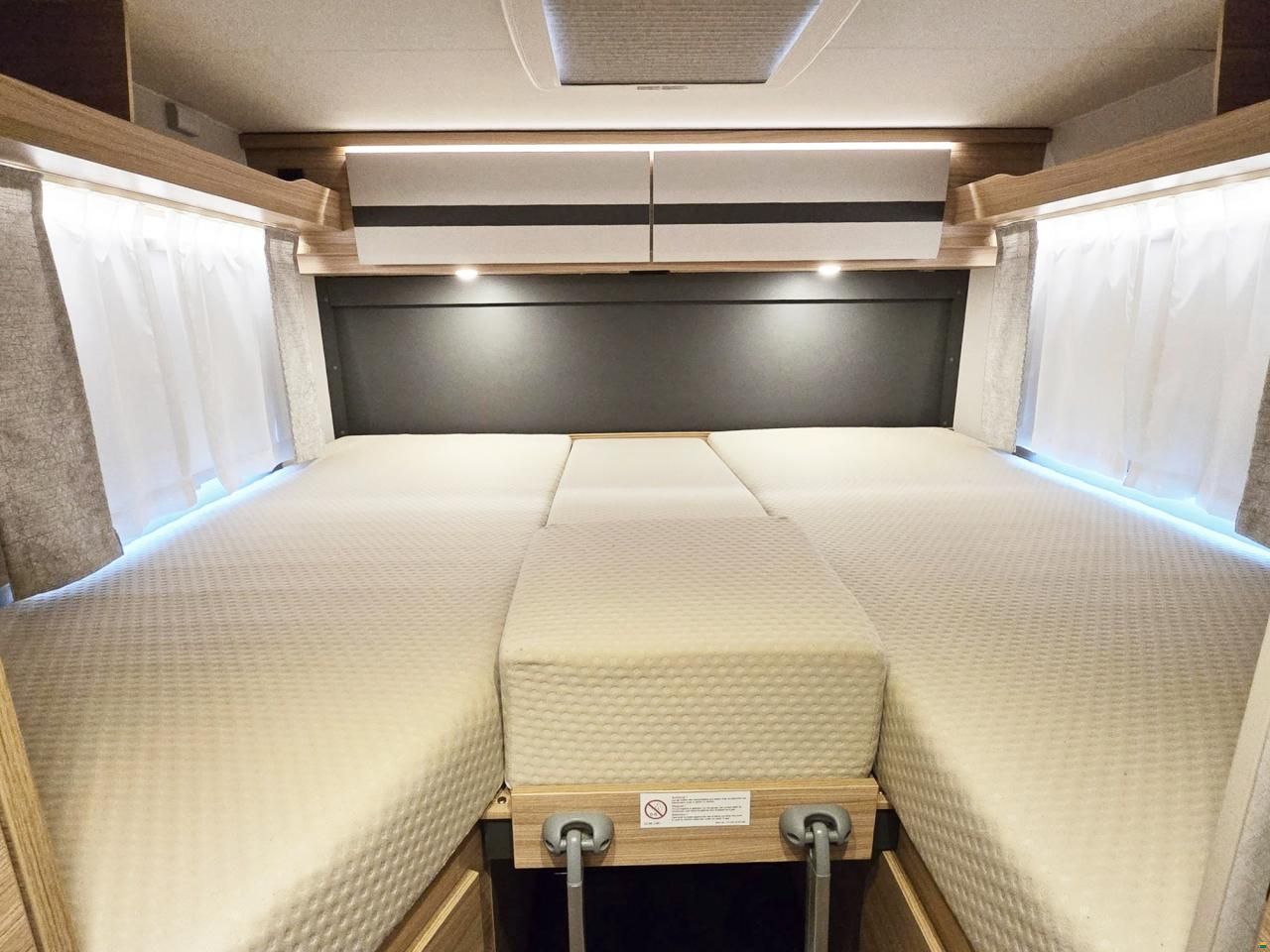 Dethleffs GLOBEBUS T 006 2.2 MJ3 140