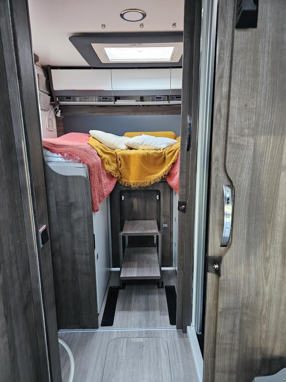 Benimar Amphitryon 967