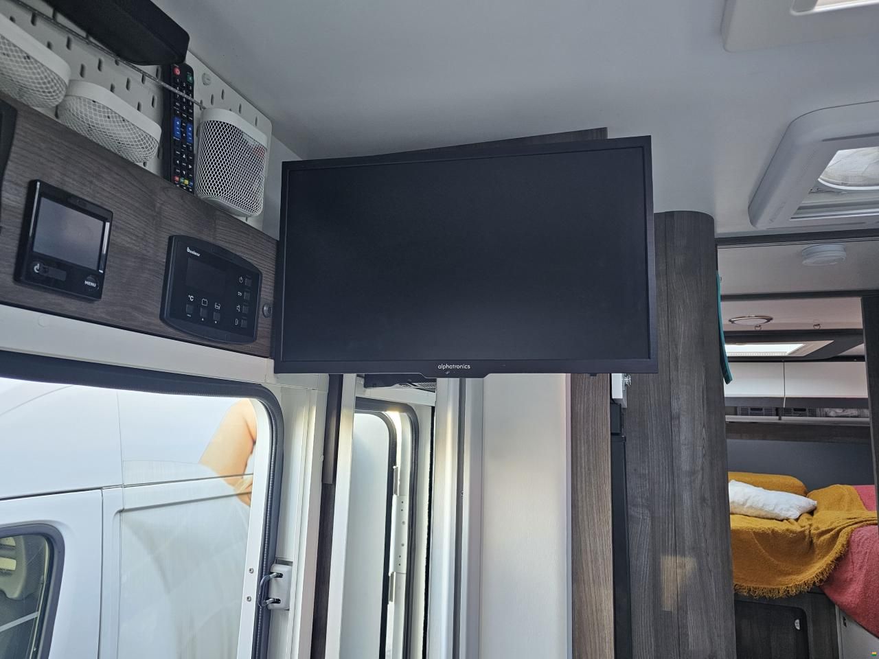 Benimar Amphitryon 967