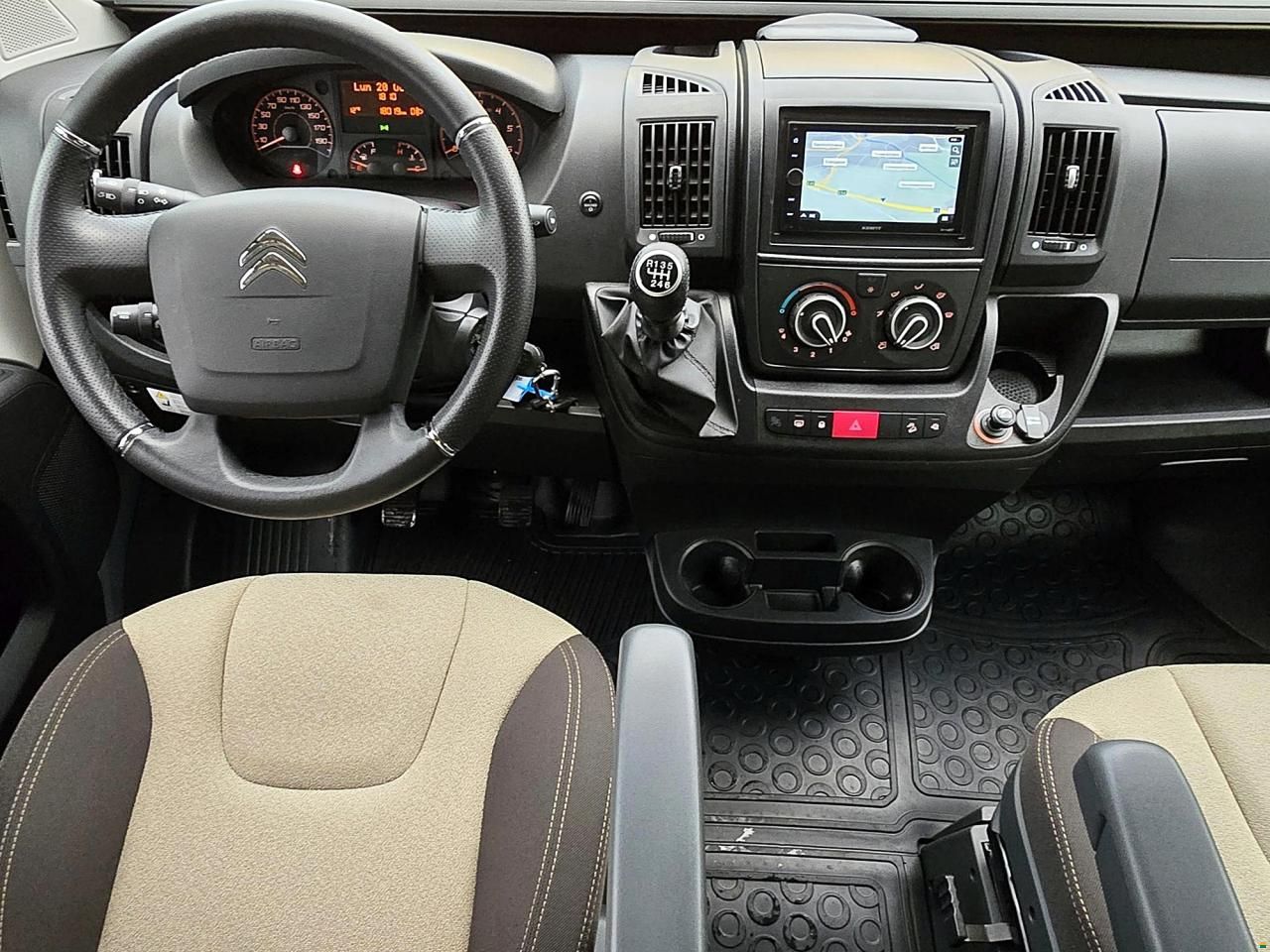 Clever Vans FAMILY 600 2.2 HDI H3