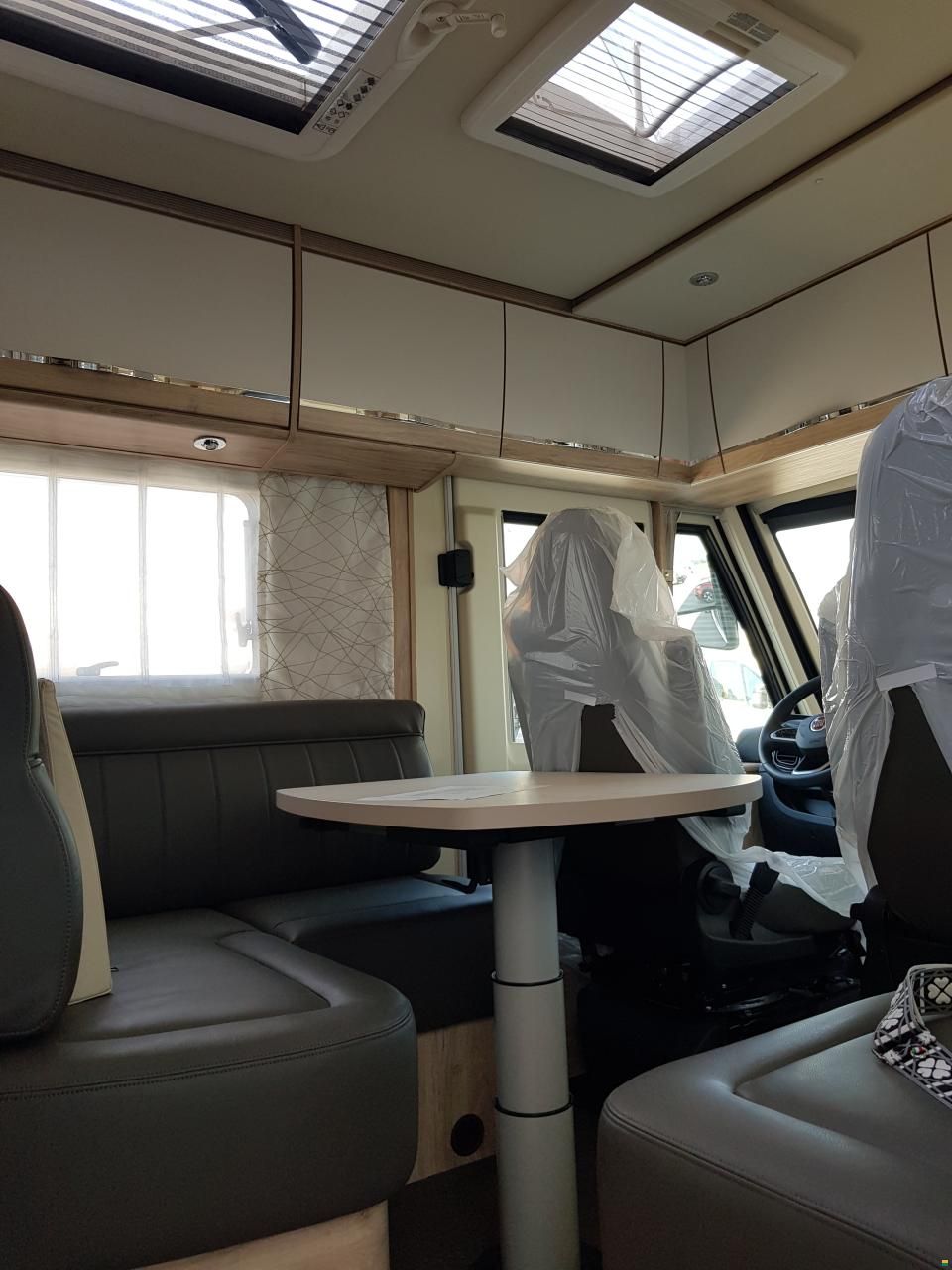 Eura Mobil IL 720 EB