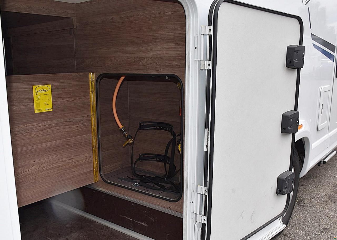 Knaus LIVE TI 700 MEG 2.3 AUTOMAT 2.3