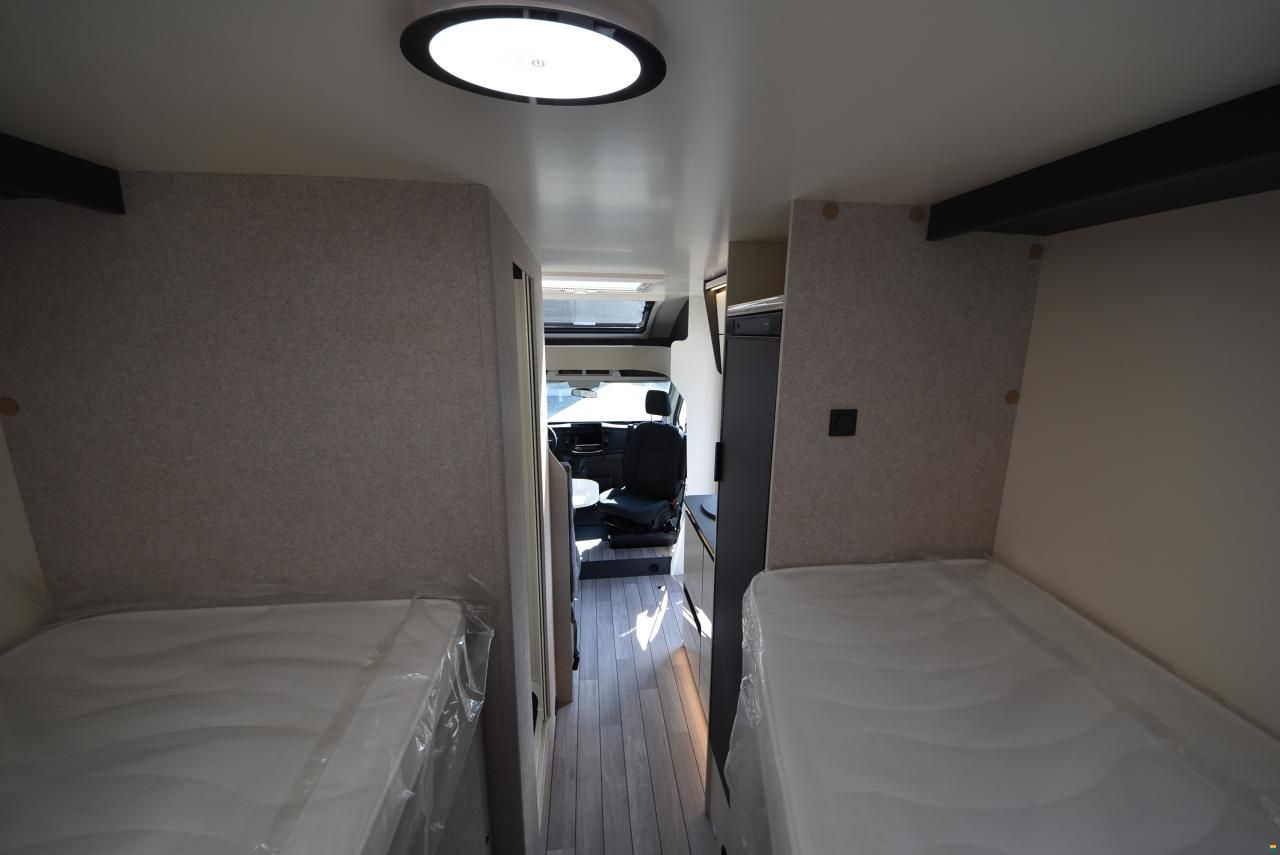 Forster-Reisemobile Coup&eacute; FT 669 EBN